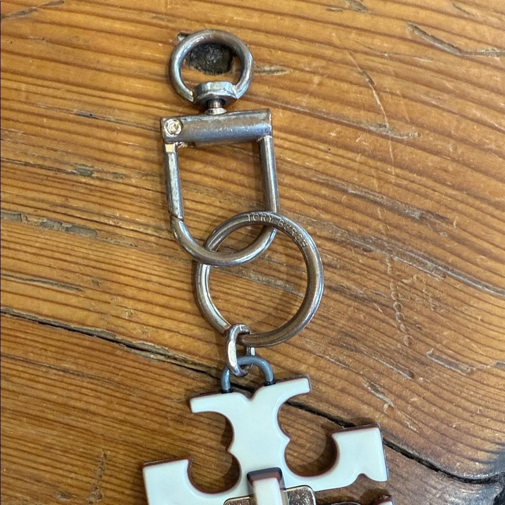 Tory Burch Kira Lock Key Fob White and Gold Keychain